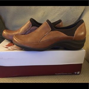 Hush puppies epic loafer light brown/tan size 7W
